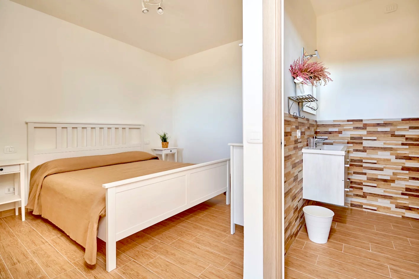 Camera e bagno